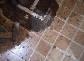 铁门关卫生间测漏水公司分享下铁门关自来水管道泄漏检测的具体位置分析。